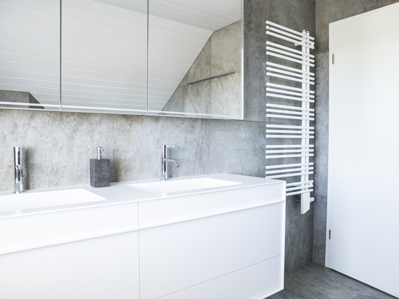 Bereich Waschtisch-Unterbau