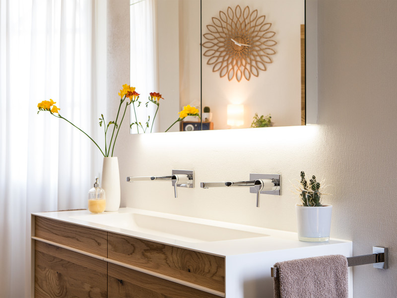 Bereich Spiegelschrank